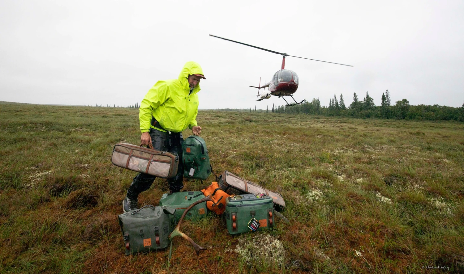 Fishpond Dakota 31" Carry-on Rod And Reel Case/Granite - Image 10